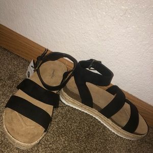 Espadrille sandals